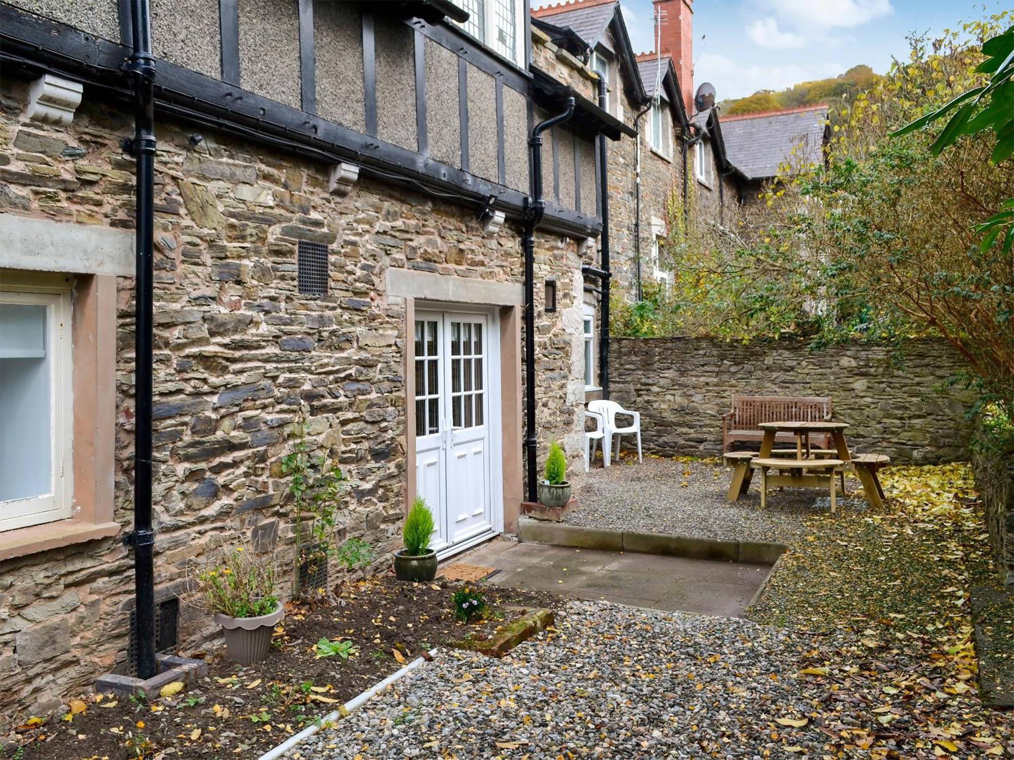 The East Wing At Grove Hall Bodfari Exterior foto